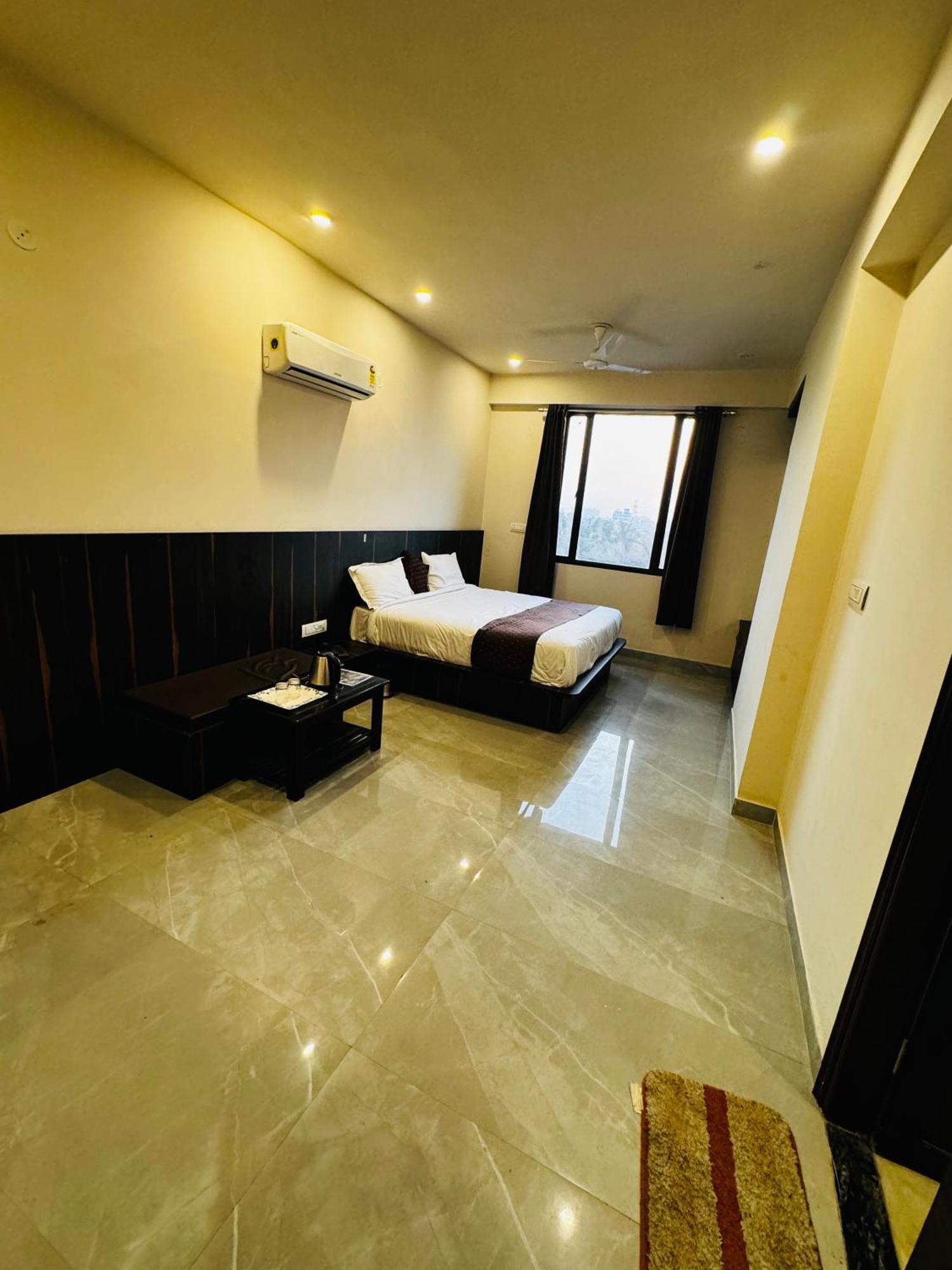 ג'איפור Hotel Karma מראה חיצוני תמונה
