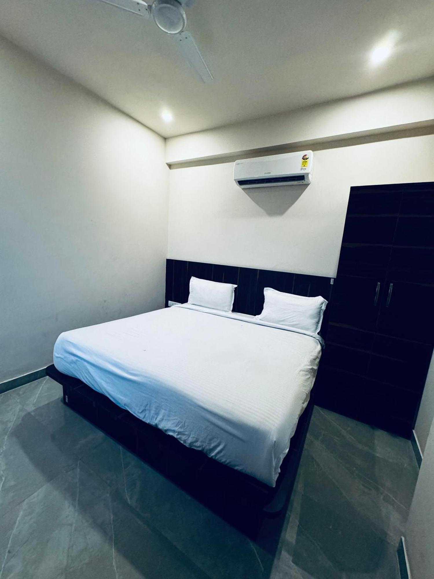 ג'איפור Hotel Karma מראה חיצוני תמונה
