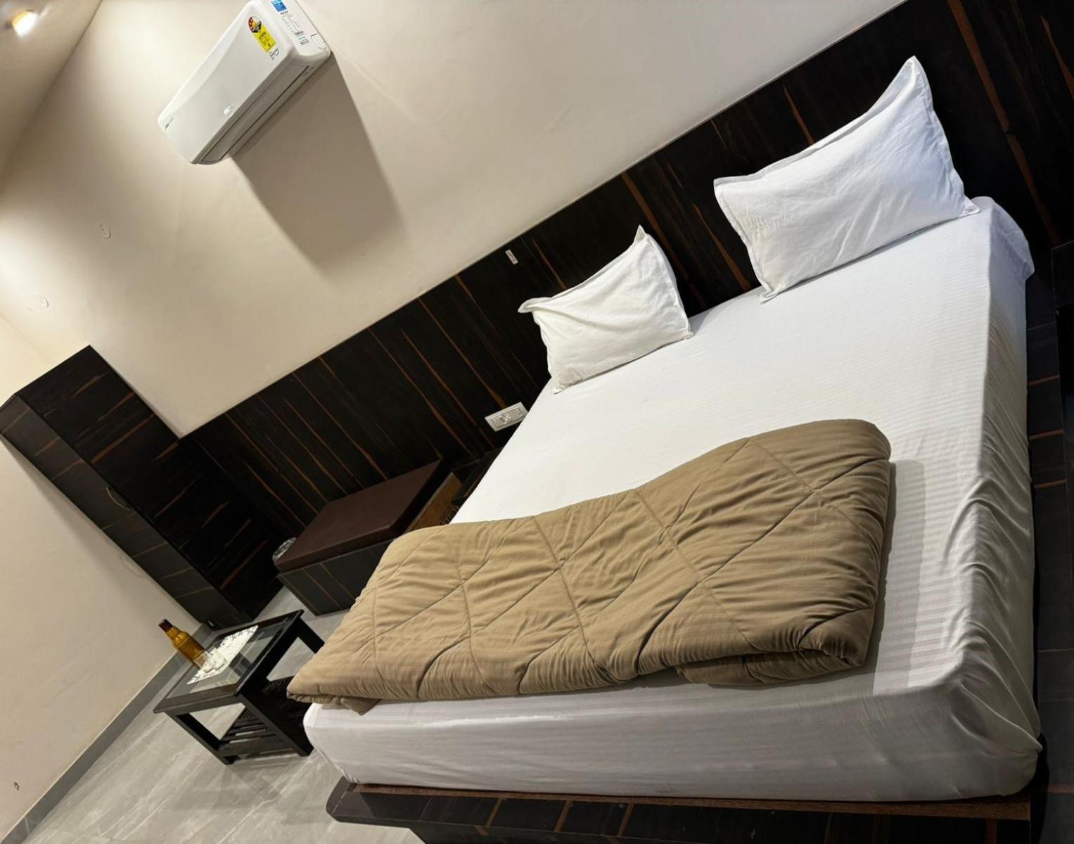 ג'איפור Hotel Karma מראה חיצוני תמונה